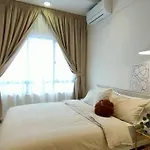 Sky Heaven Design 3 Pax, 5 Min To Desapark City