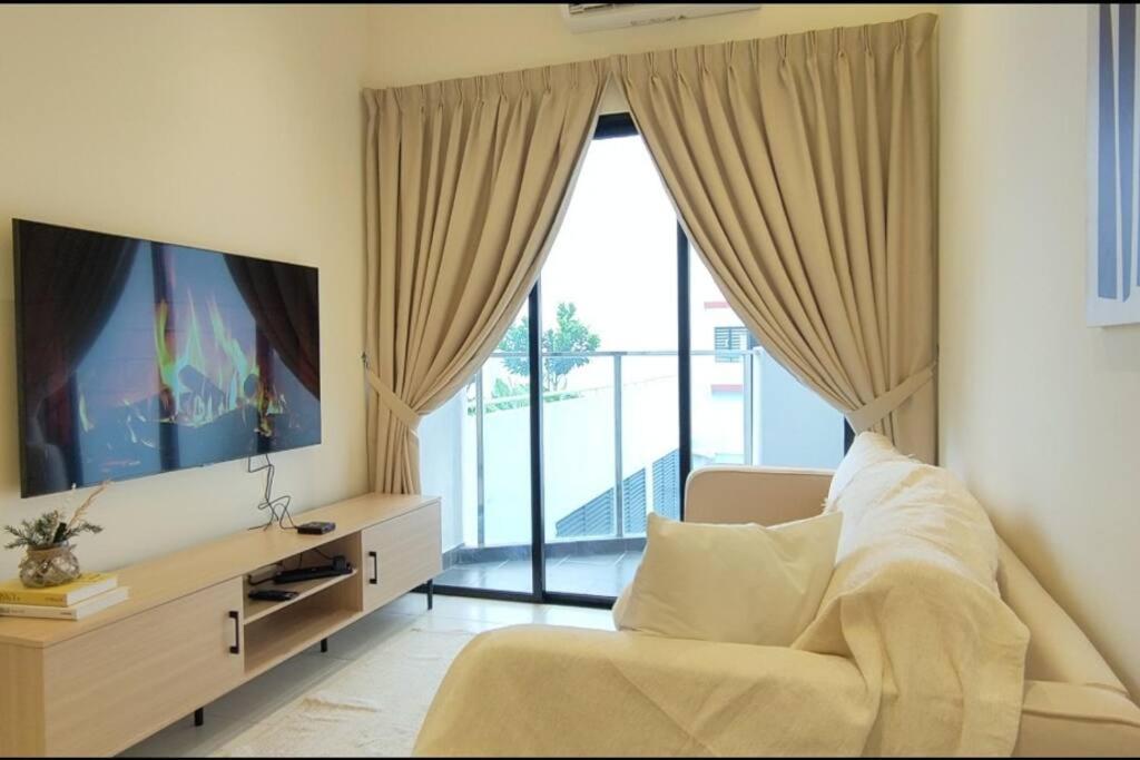 Pangsapuri Sky Heaven Design 3 Pax, 5 Min To Desapark